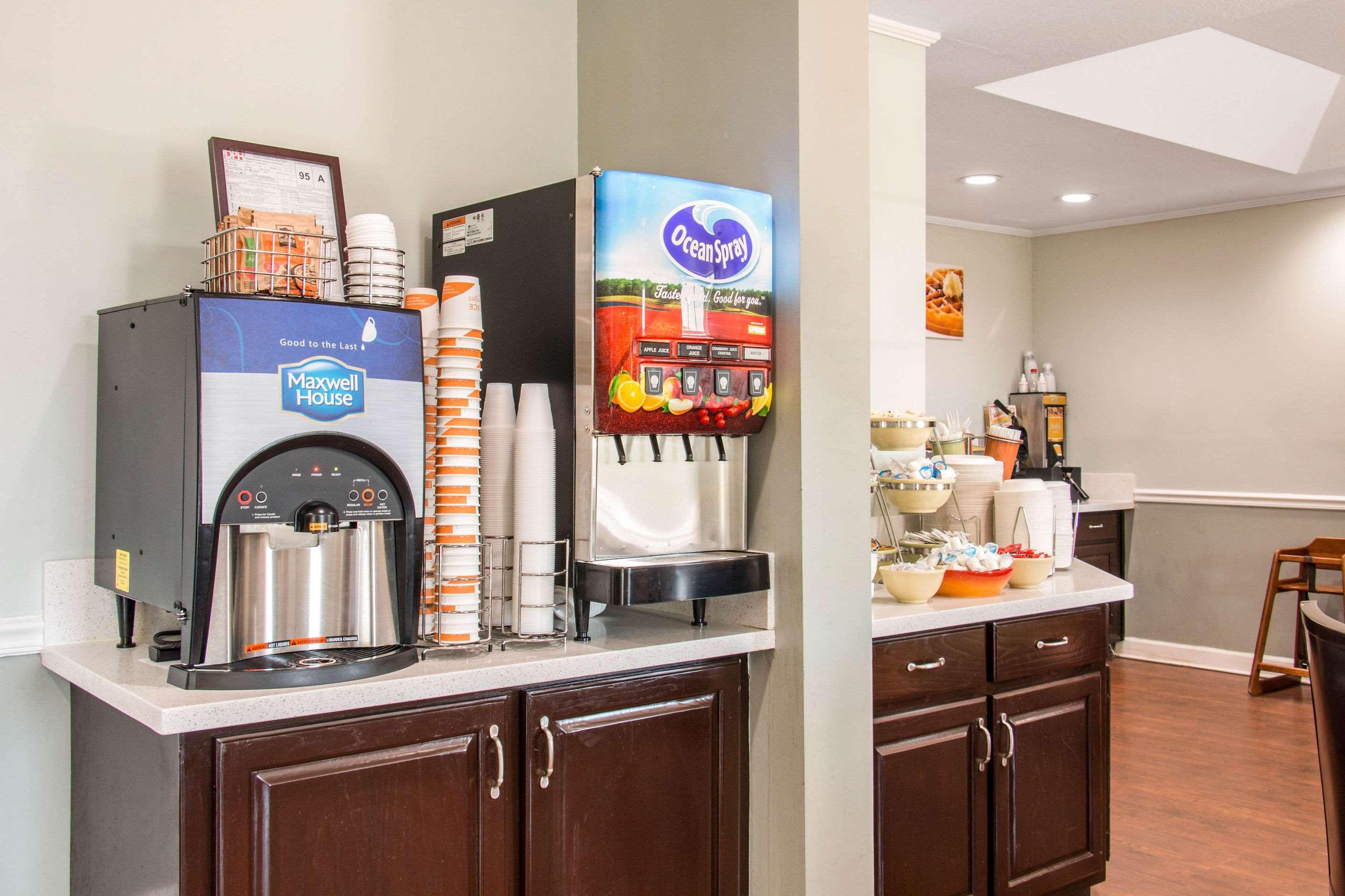 Quality Inn Pooler - Savannah I-95 Экстерьер фото