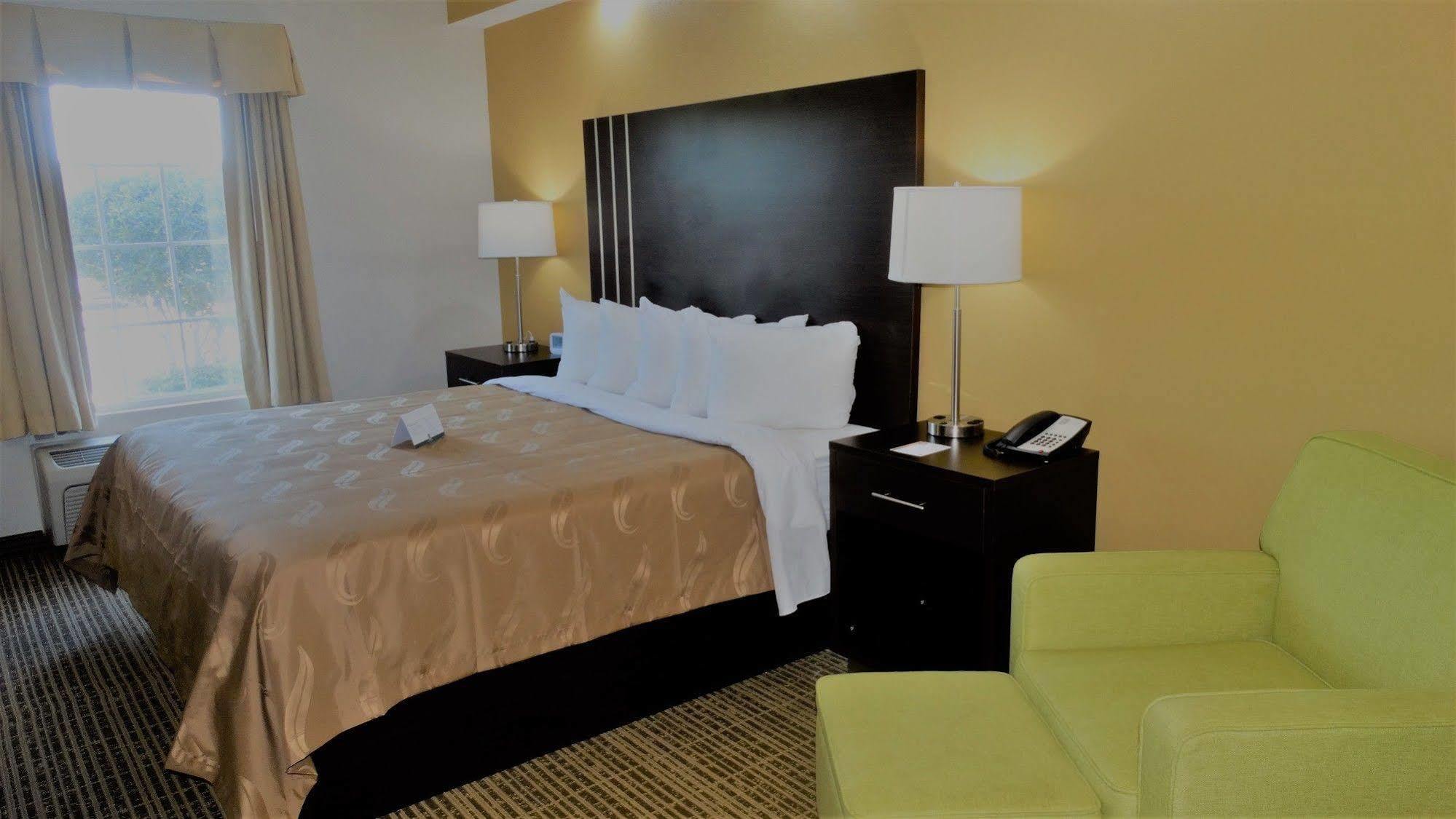 Quality Inn Pooler - Savannah I-95 Экстерьер фото