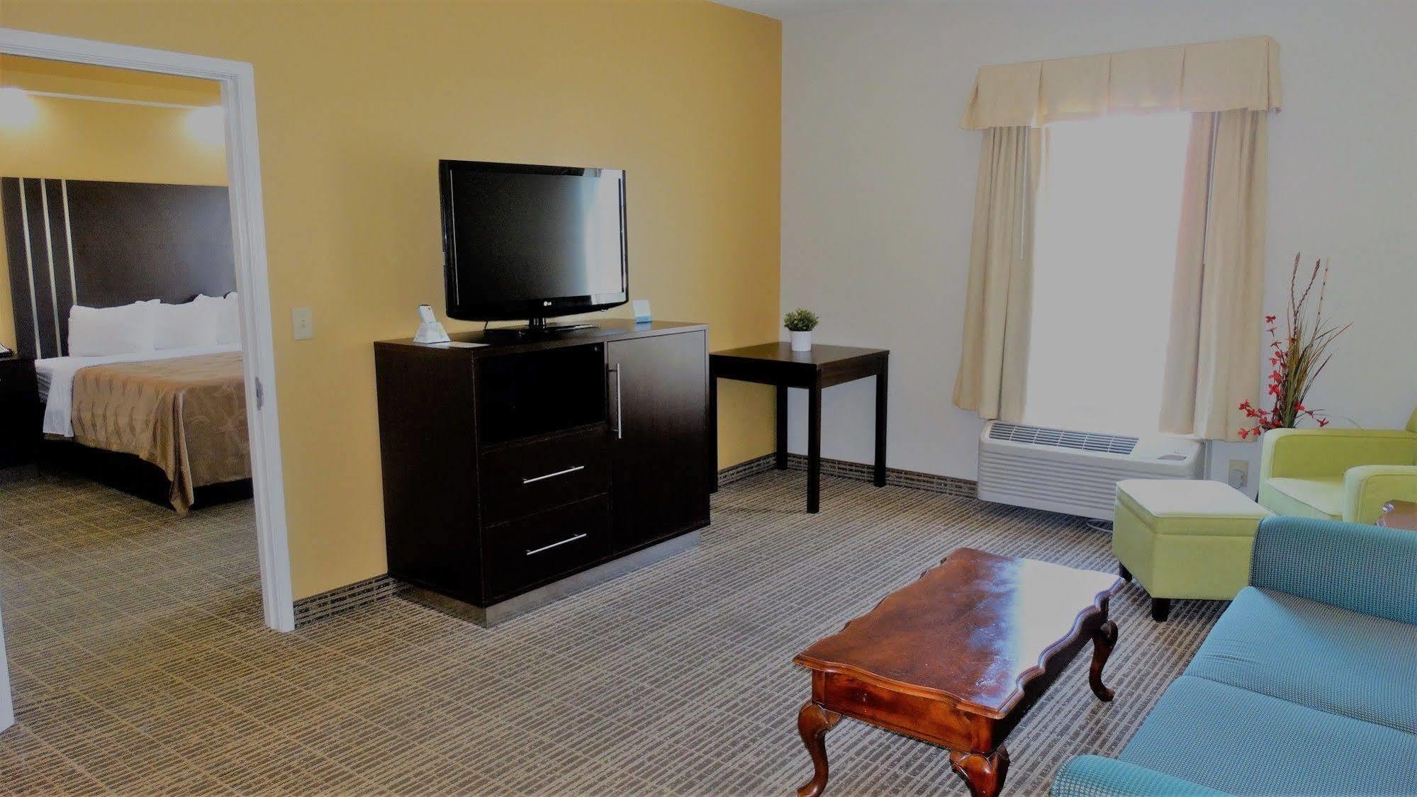 Quality Inn Pooler - Savannah I-95 Экстерьер фото
